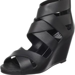 NWT Dolce Vita leather wedged sandals